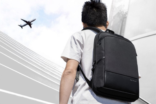 شنط ظهر رجالي