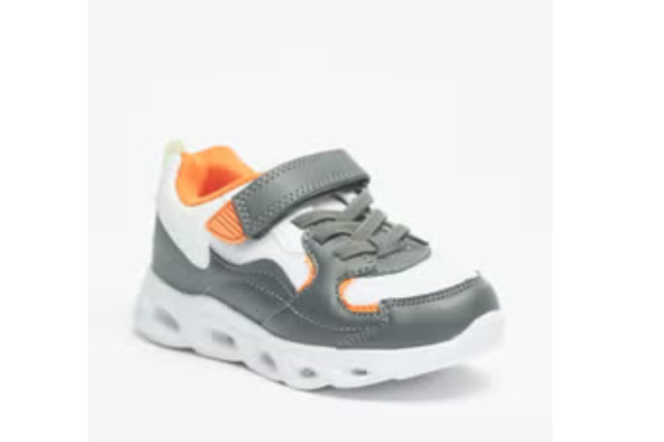 حذاء مضيء للاطفال نون