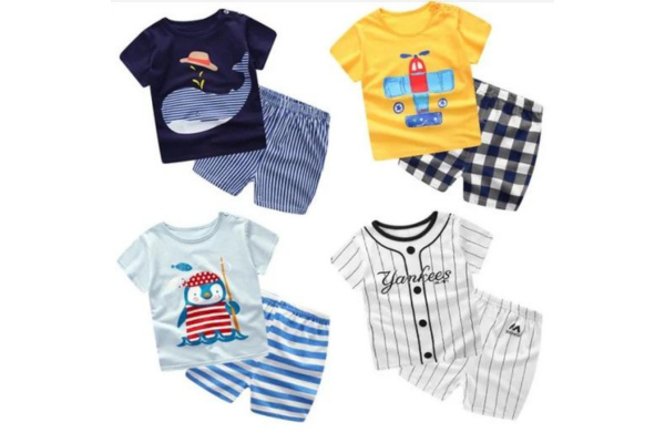 مواقع ملابس أطفال فخمة