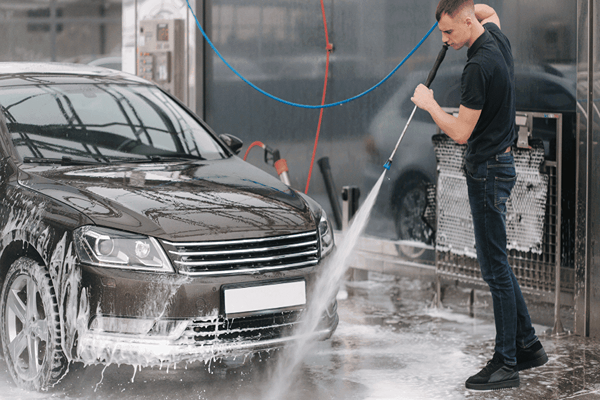 غسيل سيارات متنقل في الرياض