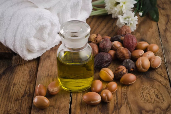 فوائد زيت ارغان للشعر