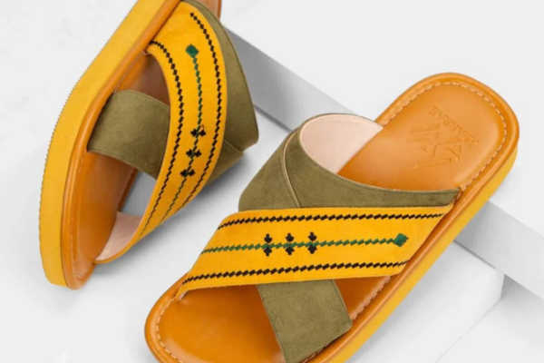 حذاء شرقي بدون اصبع