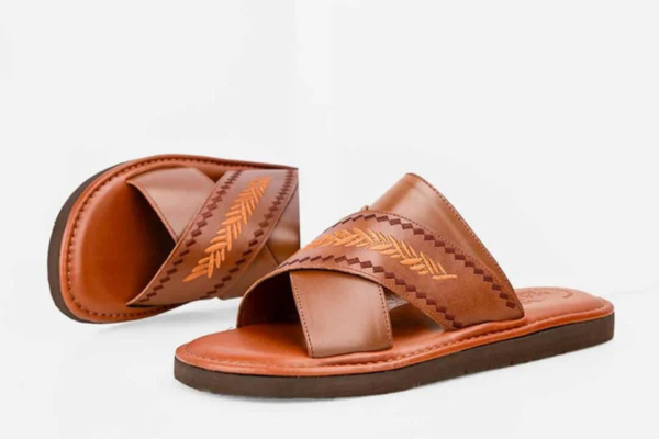 حذاء شرقي بدون اصبع