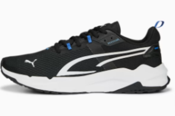 أفضل حذاء كرة قدم للعشب الصناعي