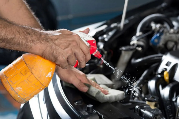 أفضل منظف مكينة السيارة من الداخل