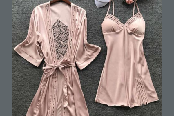 أفضل مواقع لبيع اللانجري